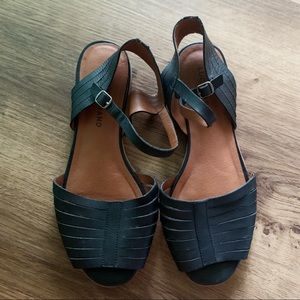 Lucky Brand Leather Peep Toe Sandals